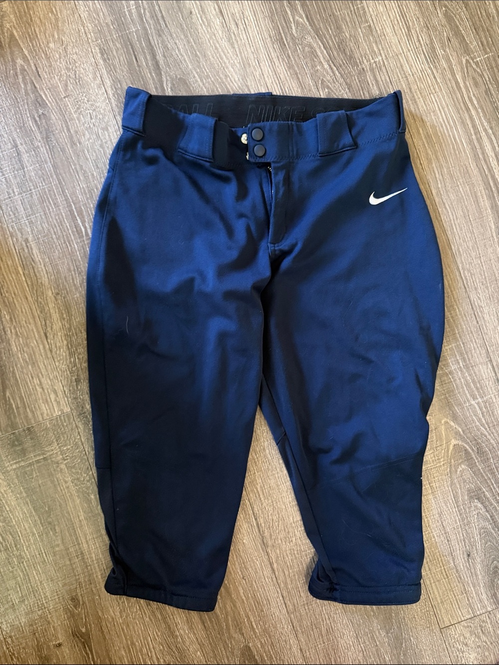 Nike women’s Navy softball pant